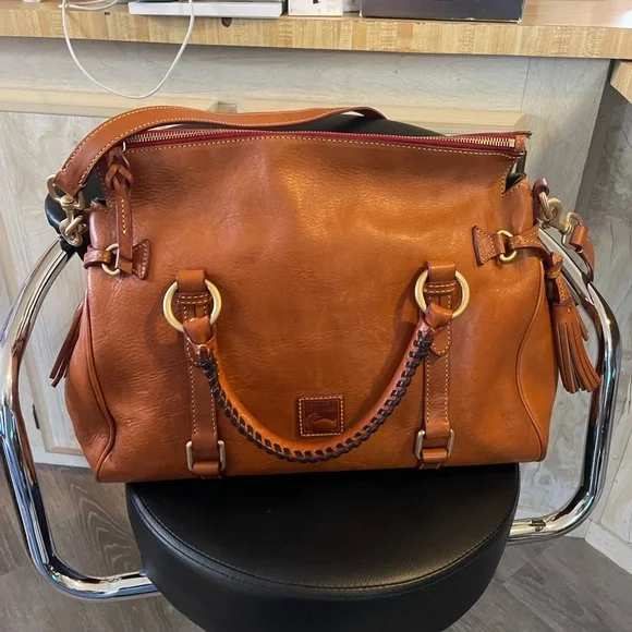 Dooney & Bourke Florentine Satchel Leather Tote Bag natural excellent condition - Picture 1 of 16